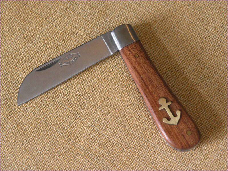 File:Pocket-knife London.jpg